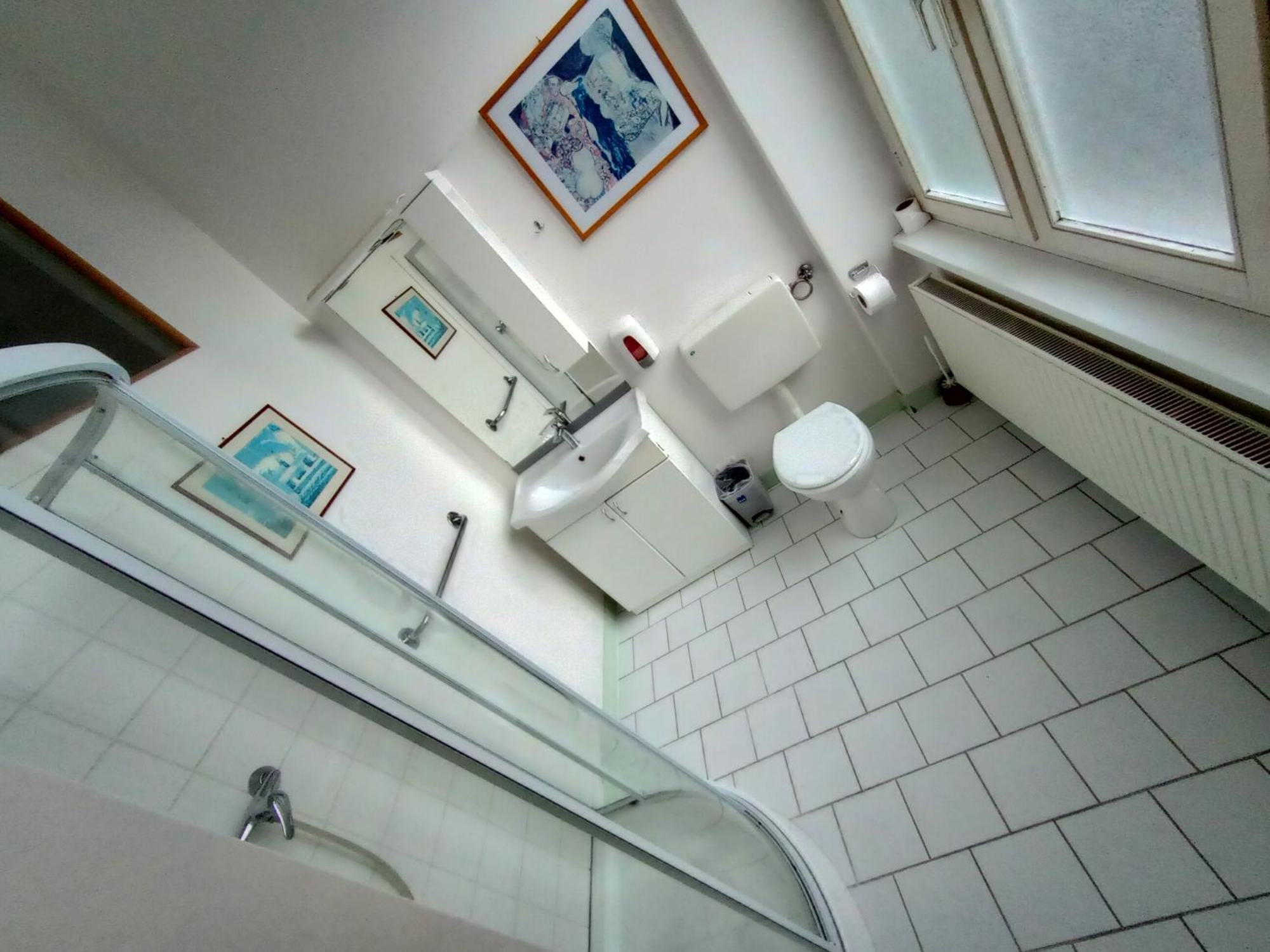 Camera Matrimoniale con Bagno Privato